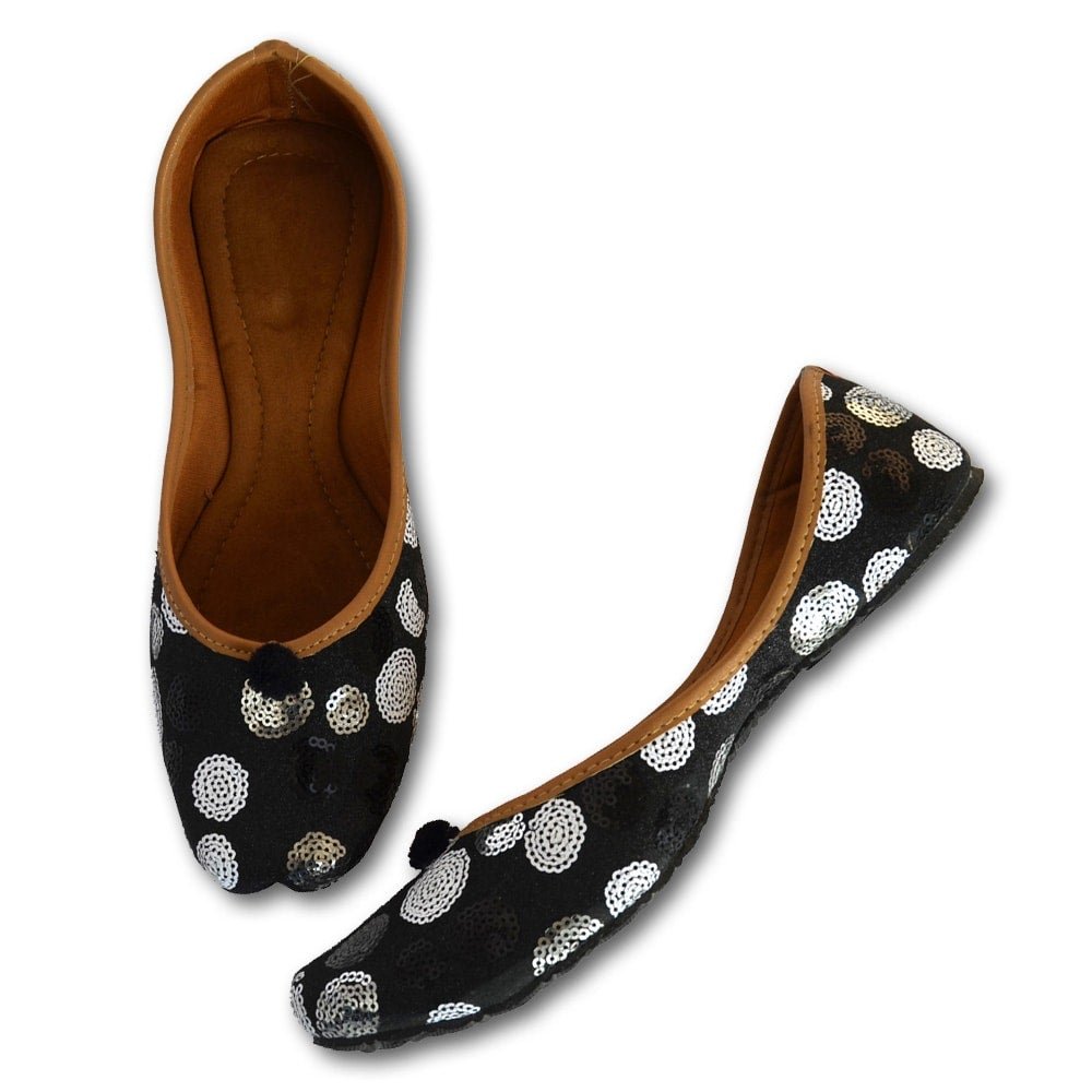 Black_Embroidered_Mojaris-1 Black_Embroidered_Mojaris-1