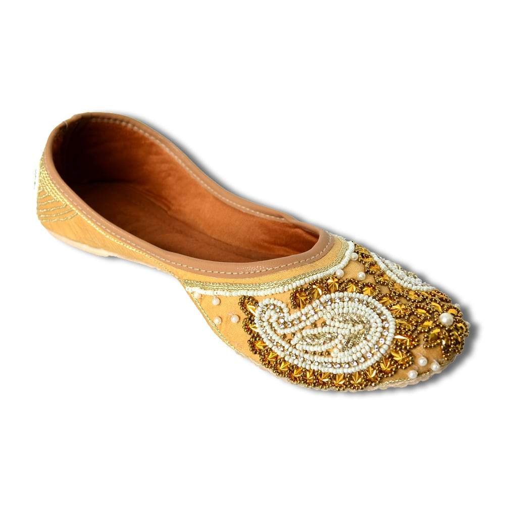 Women_Gold_Off-White_Beaded_Embellished_Mojaris Women_Gold_Off-White_Beaded_Embellished_Mojaris